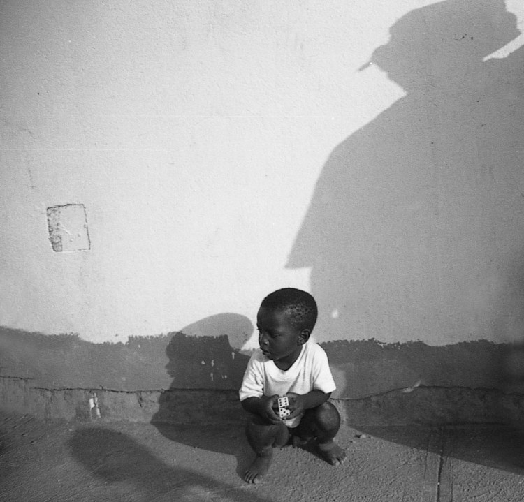 Descendiente, fotografía digital, 40.6x55.8 cm, 2003