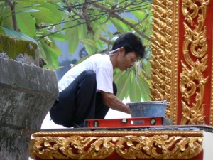 Fig.5 artisan decorant in peng