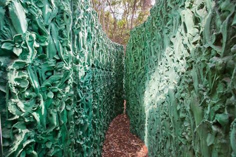 Intérieur du labyrinthe et vue du ciel 