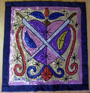  Drapo haïtien  https://aica-sc.net/2015/01/07/drapo-tapisseries-de-sequins-dhaiti/