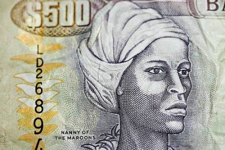 nanny-reine-des-marrons