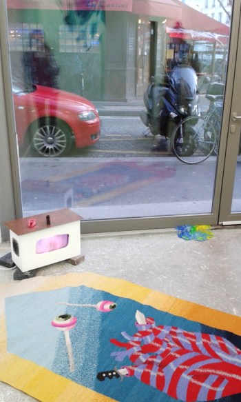 Erzulie Dantor Tapisserie 248 x 100 cm 2015 Grégoire Perrier, courtesy Maëlle Galerie 