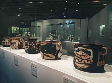 Picasso, série de céramiques peintes