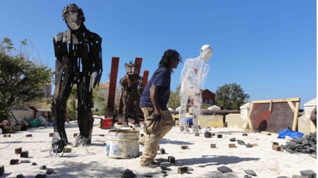 Blogorée, Gorée , 2012, finalisation des éléments de l'installation.