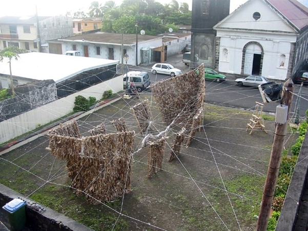 melting-boat-installation-grand-riviere-2002-dans-le-cadre-du-work-shop-martinique