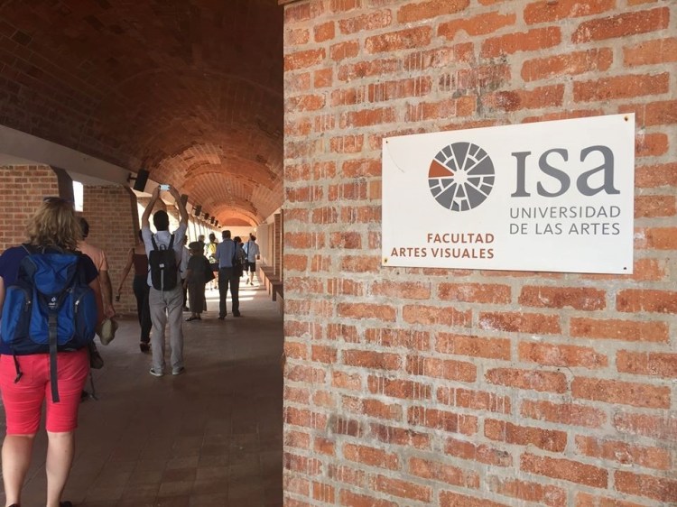 entrée-universite-des-arts-isa