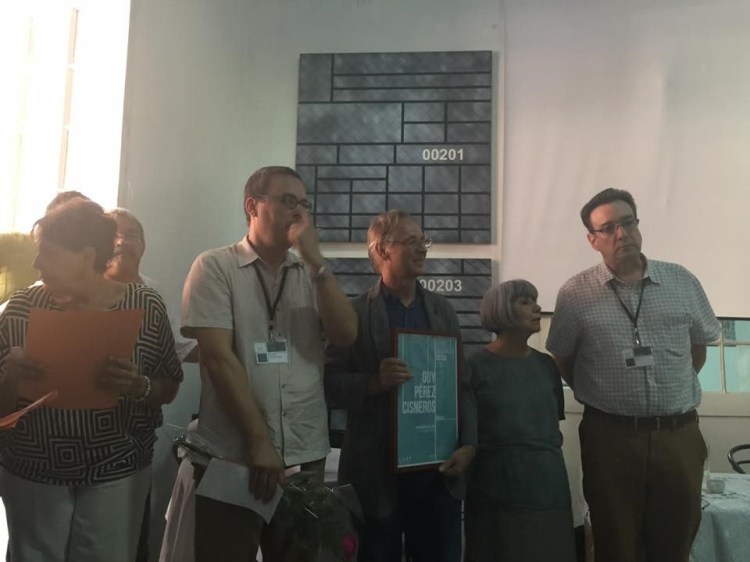 remise-de-prix-nationaux-cubains-de-critique-et-de-curateurie-par-le-board-de-laica